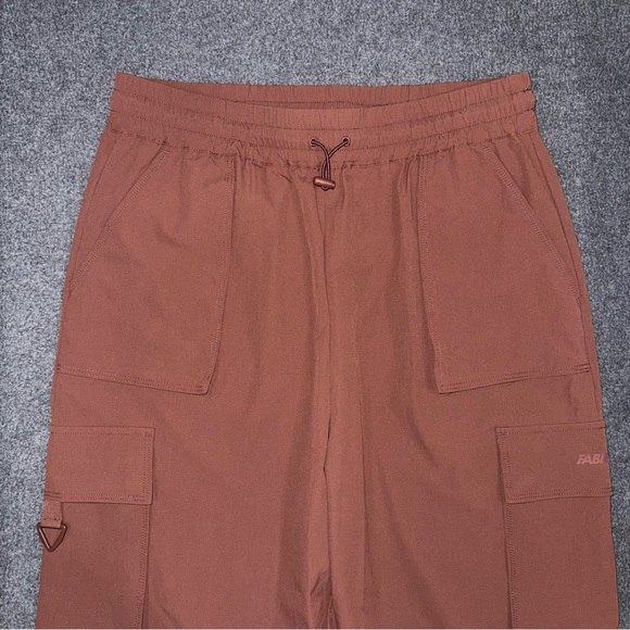 Fabletics Heights Cargo Pants Utility Womens L Sepia Brown Wide Leg Hiking Trail - Picture 4 of 9